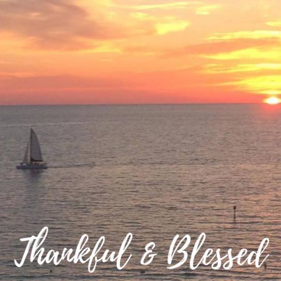 Meet your Posher, Ileana - Picture 1 of 1